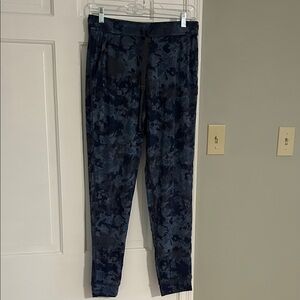 Saxx Men's Blue Camouflage Pants